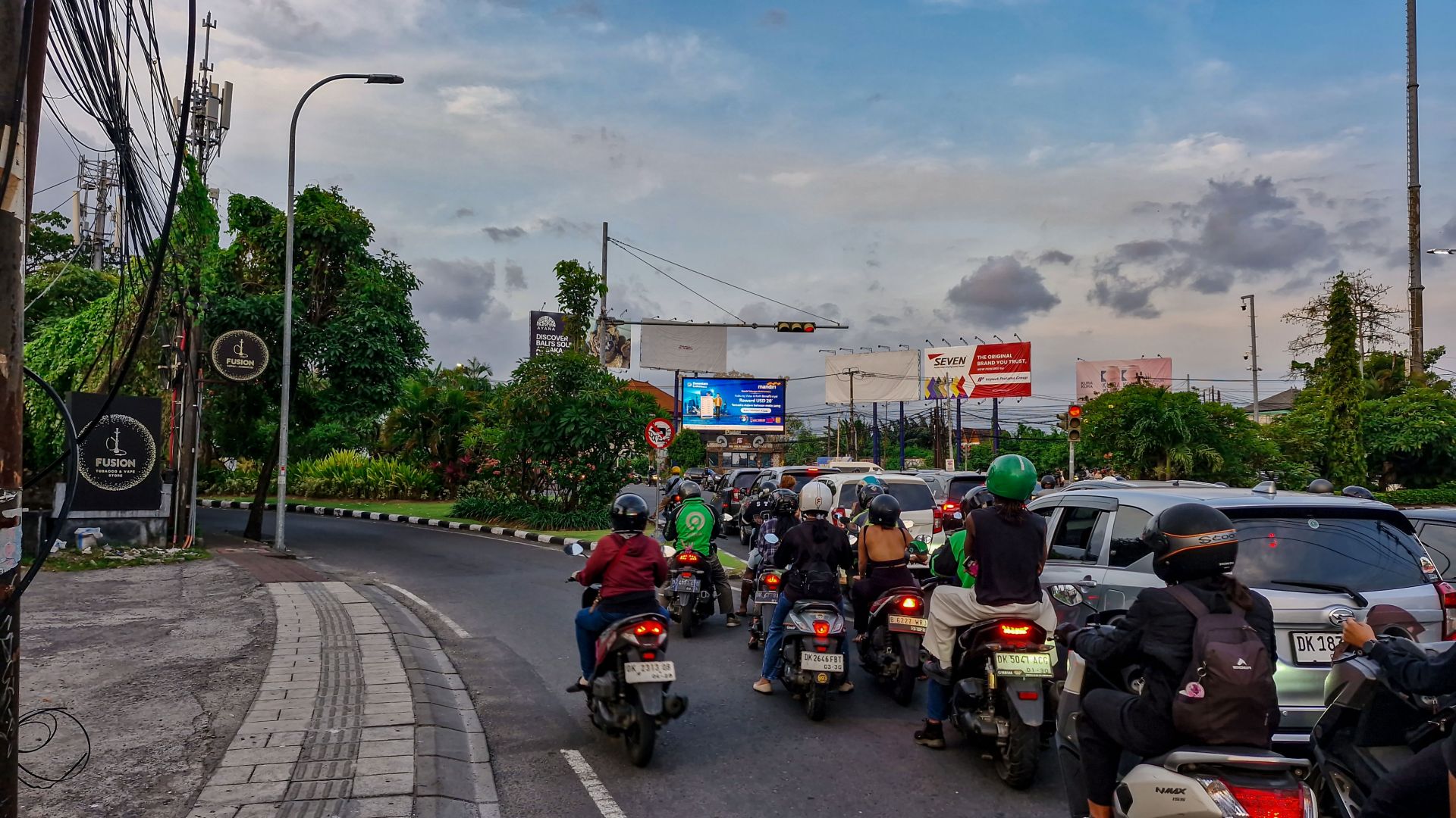 Videotron Simpang Nakula